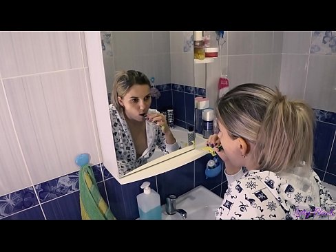 ❤️ Hack s mladými v pyžame končí orálne semeno v zadku - letty black Sex video na nás